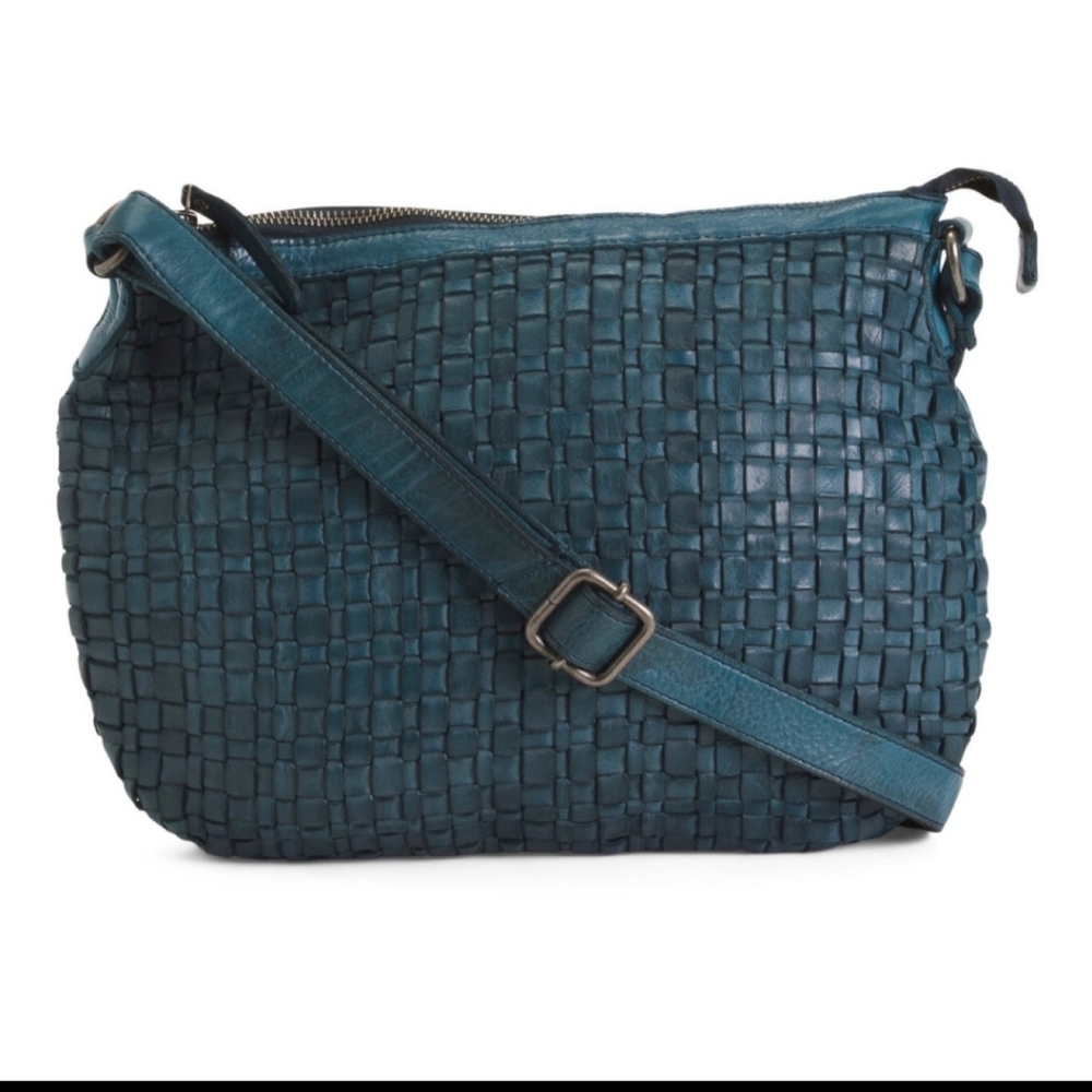 Vilenca Holland Crossbody Bag.  NWT Blue